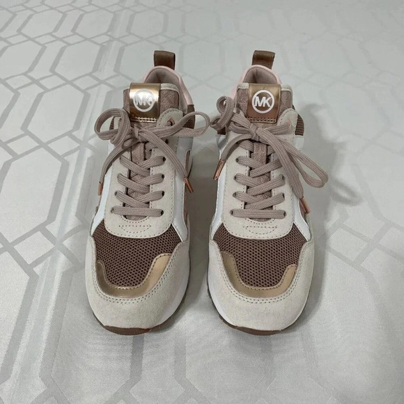 MICHAEL KORS Wilma Trainer Size 6.5 Women's Sneakers NWOT - Picture 1 of 8